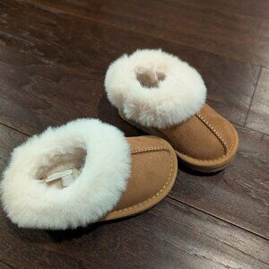 Cat & Jack Toddler Piper Faux Fur Cuff Slippers - Like New, Size 6 Toddler